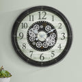 ساعة حائط مميزة بتصميم رائع