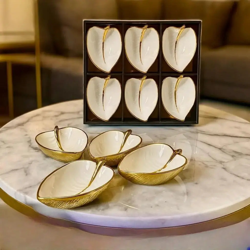 طقم مضيفة عدد 6